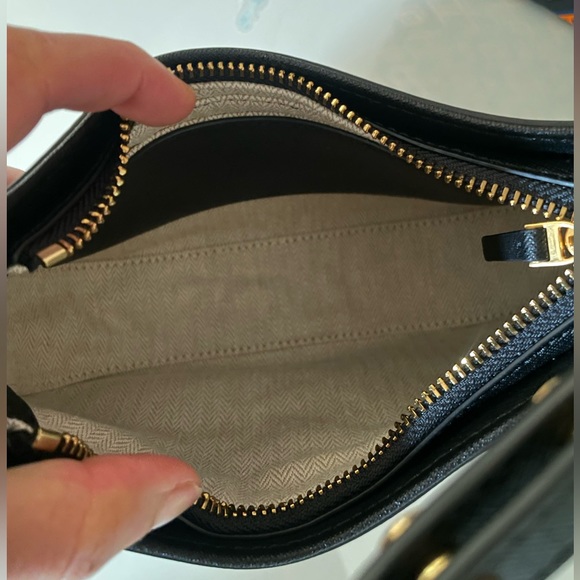 New, authentic emerson shoulder bag& matching wallet - Picture 9 of 16